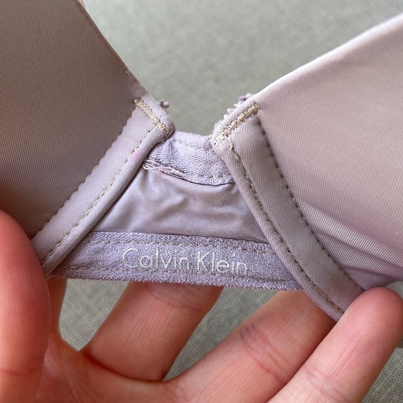 Calvin Klein Bra - Picture 7 of 7